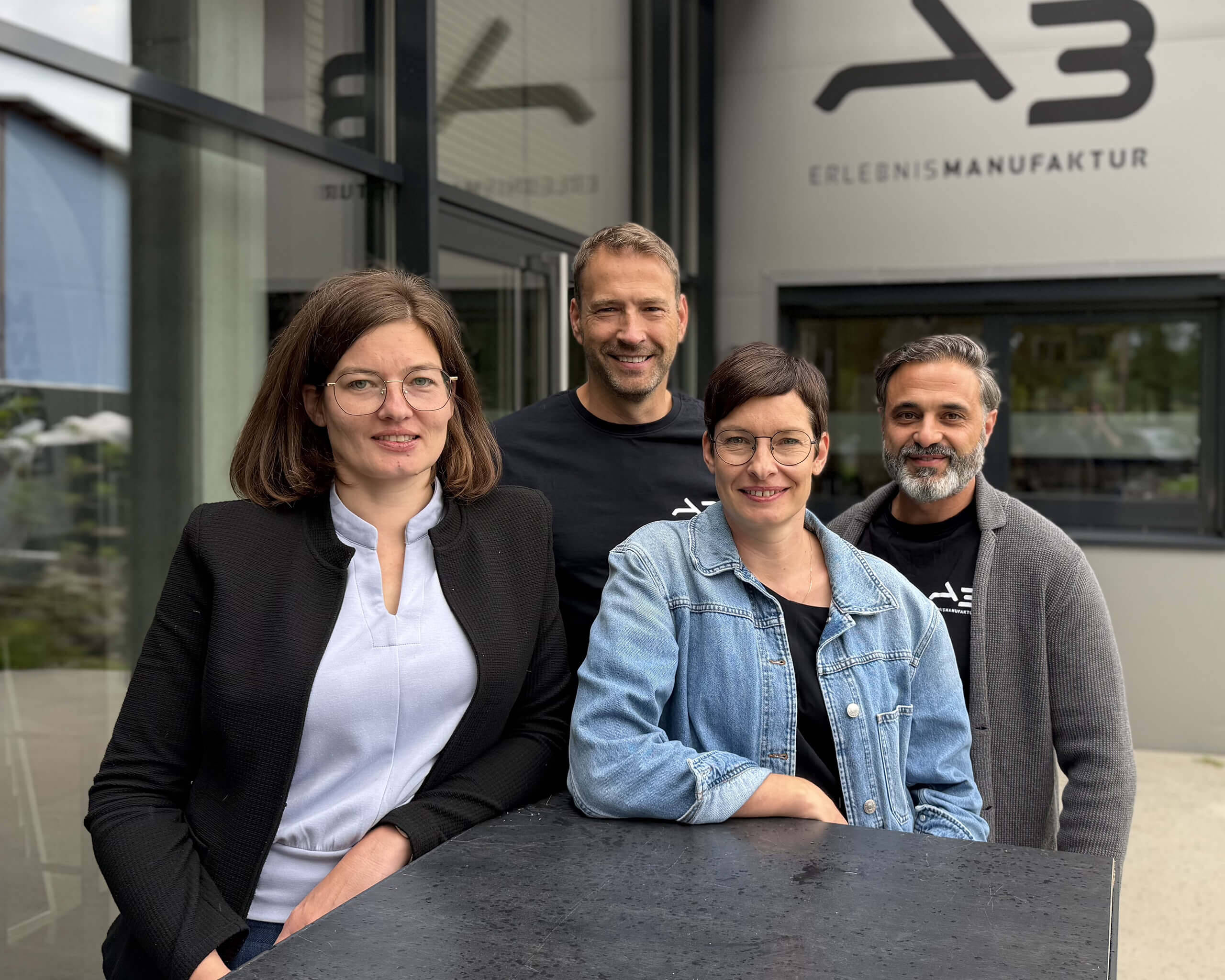A3 Erlebnismanufaktur AG - Roger Heis - Barbara Heis - Christine Riechers - Alessandro Siblio - Uebergabe